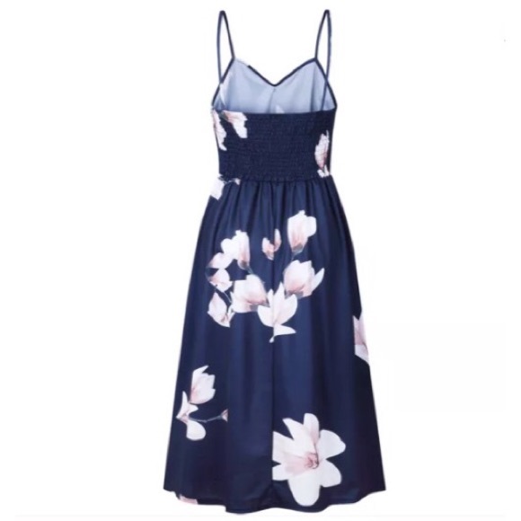 ⚡️HP!⚡️Navy blue floral cami button midi dress - Picture 3 of 5